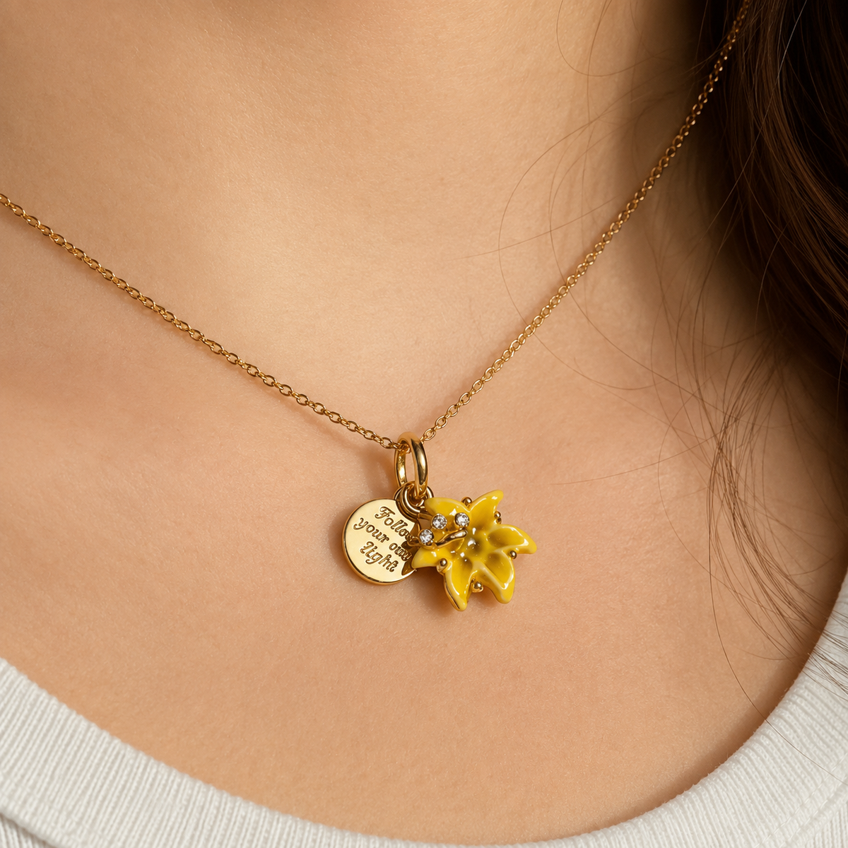 Collar Flor Rapunzel | Baño de Oro + Caja Premium Gratis✨👑