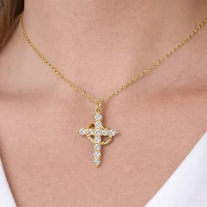 Collar de Cruz Corona | Baño Oro 18k + Caja Regalo Gratis✨👑