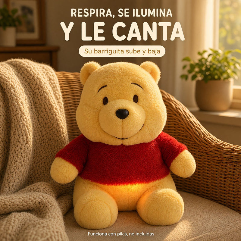 Pooh que respira sentado en un sillón de mimbre, con la pancita iluminada: respira, se ilumina y le canta